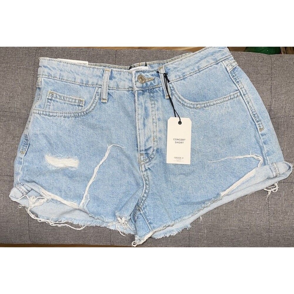NWT! Forever 21 Size 27 Women's Mid-Rise Slim Fit Concert Shorts Jean Shorts